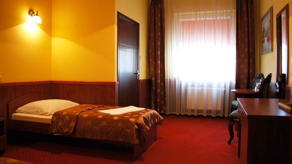 Hotel Dobosz Police Dış mekan fotoğraf