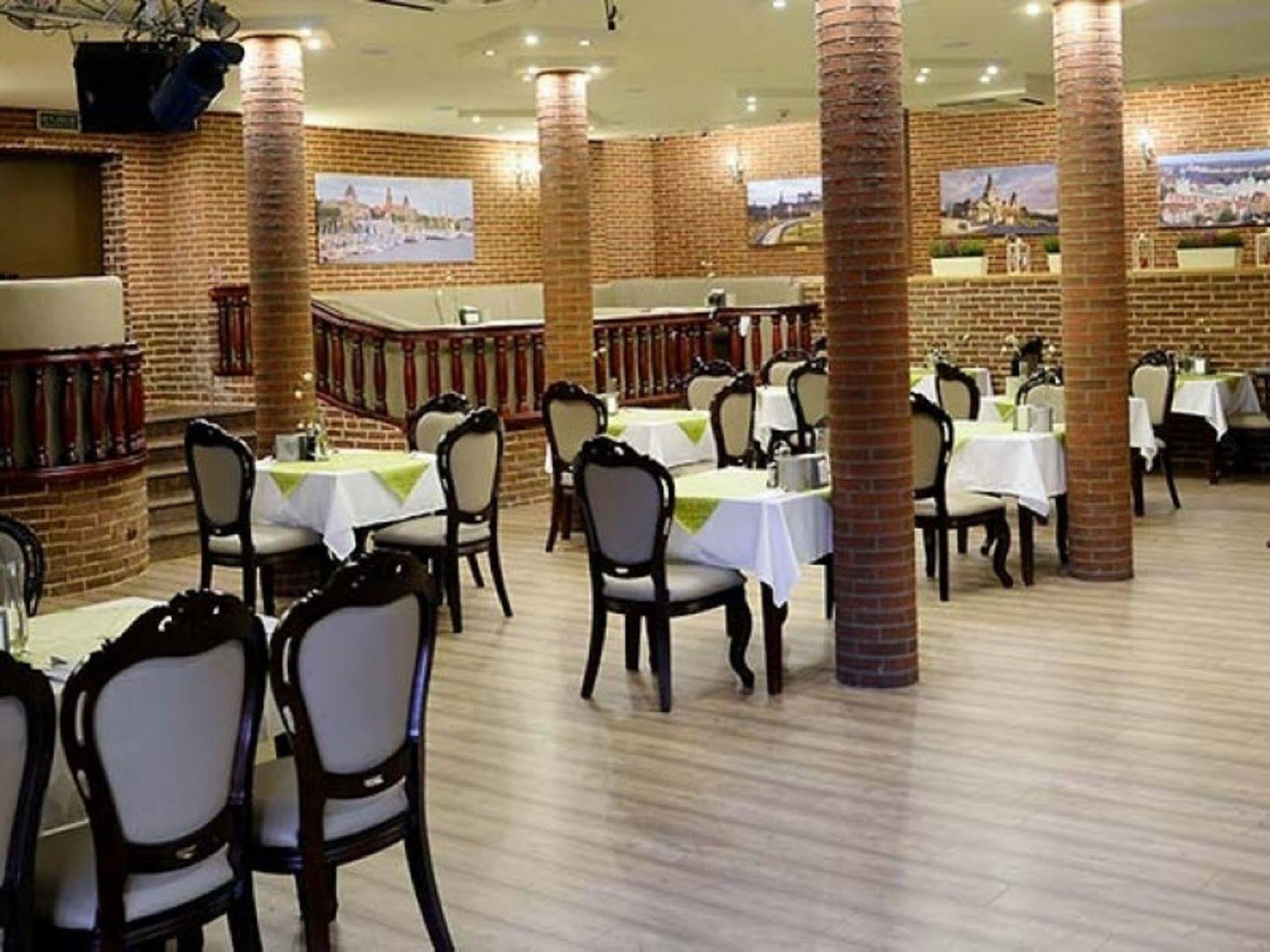 Hotel Dobosz Police Dış mekan fotoğraf