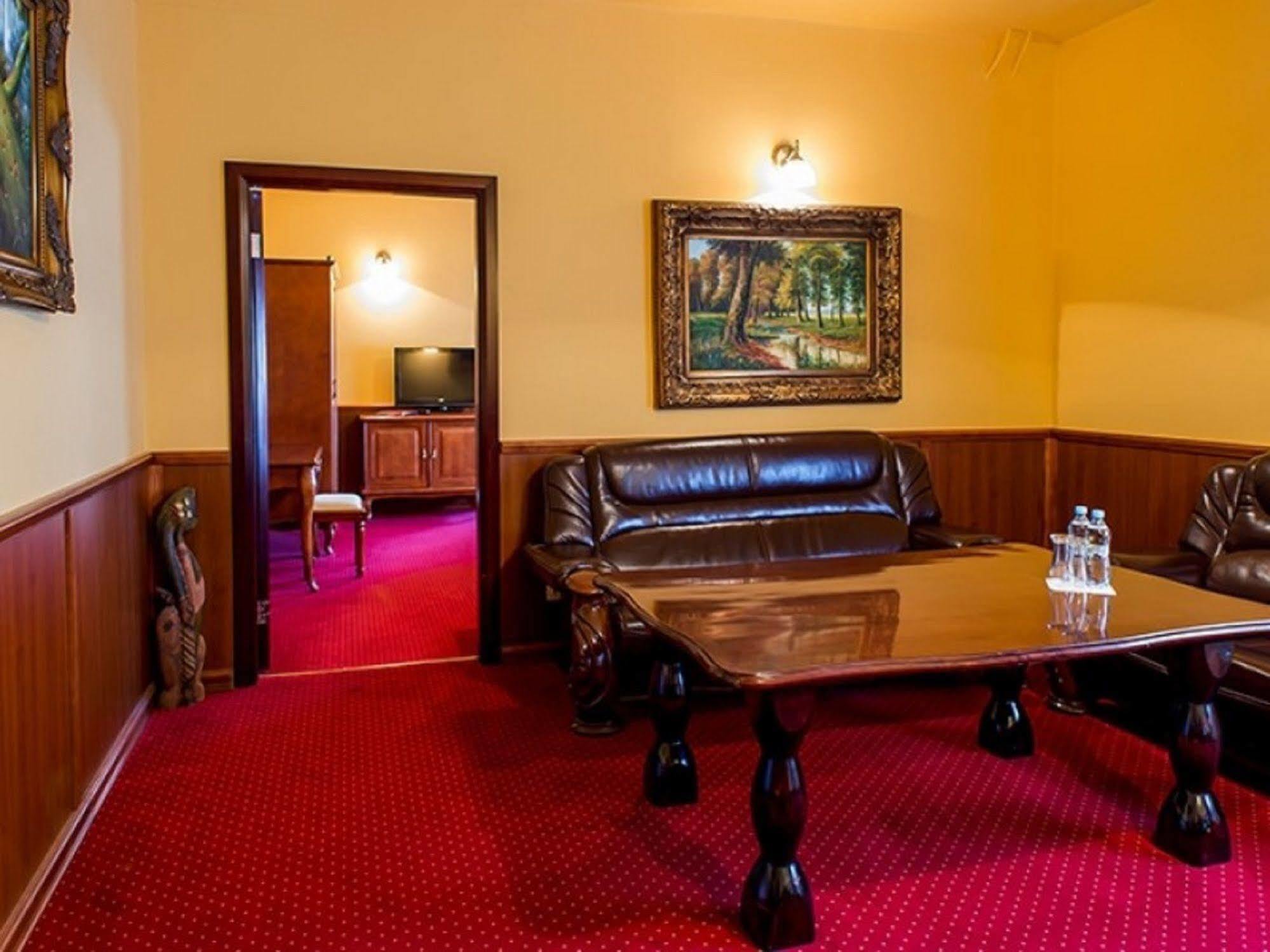 Hotel Dobosz Police Dış mekan fotoğraf